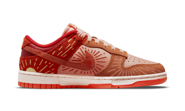 Nike Dunk Low Winter Solstice (W)